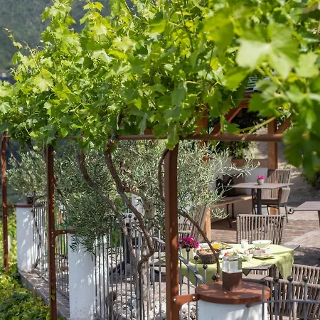 Hotel Weingut Innerleiterhof 3*