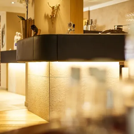 Hotel Weingut Innerleiterhof 3*